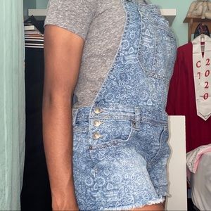 Aeropostale overalls with sugar skull pattern